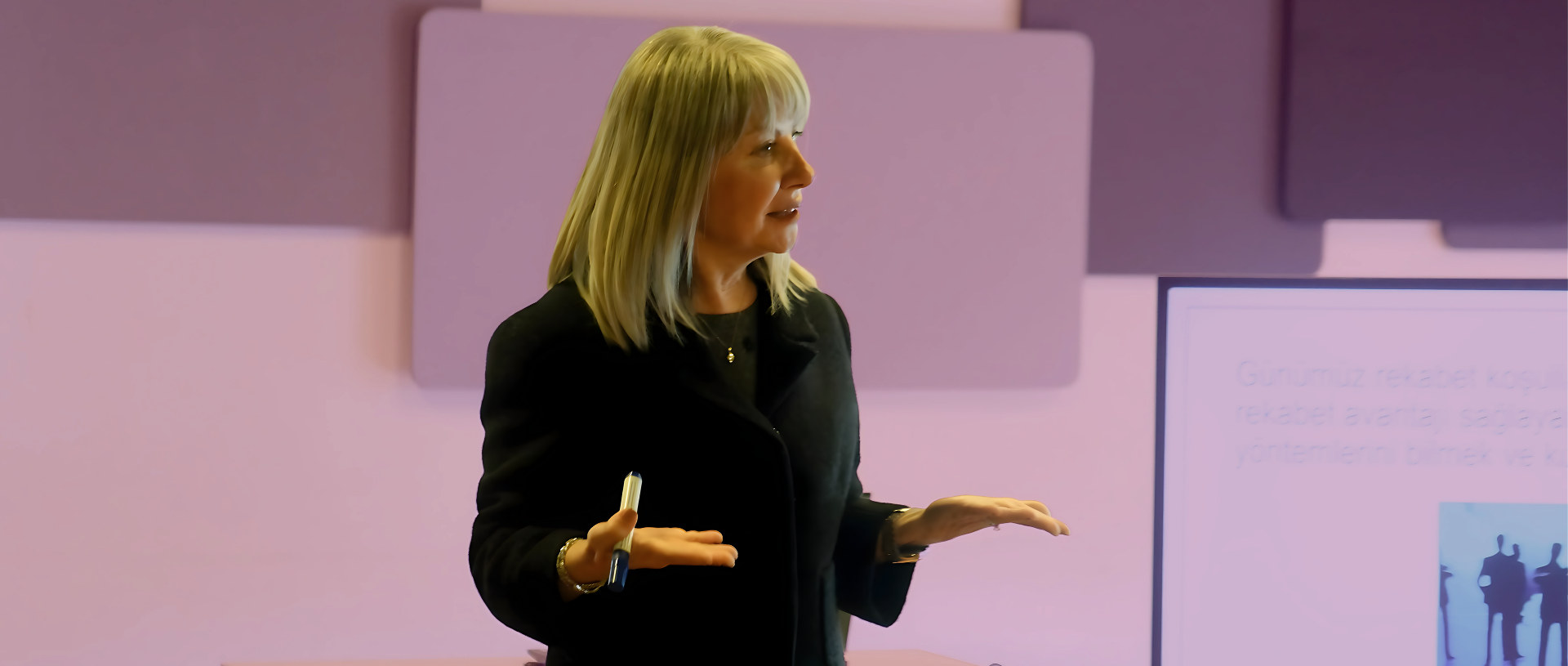 ETKİ YARATAN <br> SUNUMLAR EĞİTİMİ